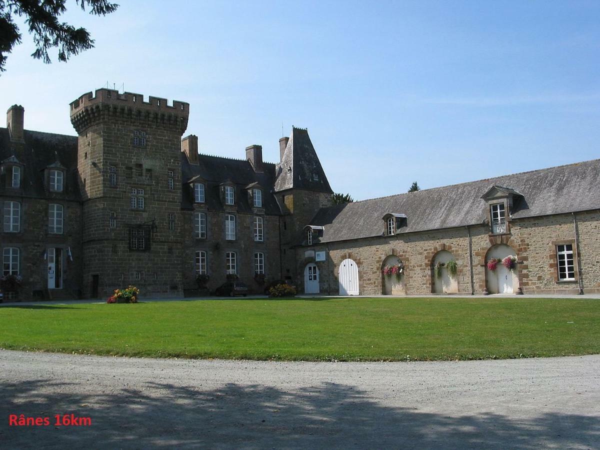 Haras De La Croix D'Argent Bed and Breakfast Saint-Sauveur-de-Carrouges Exteriör bild