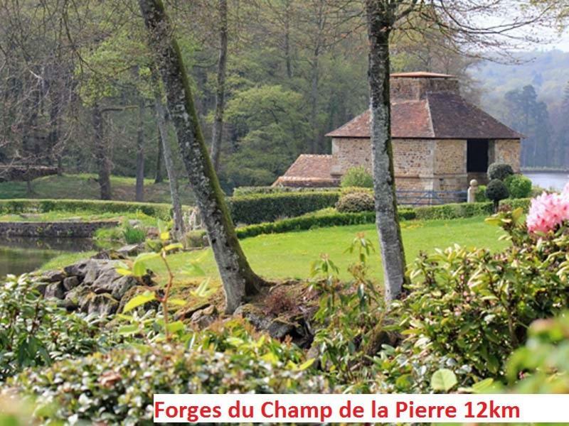 Haras De La Croix D'Argent Bed and Breakfast Saint-Sauveur-de-Carrouges Exteriör bild